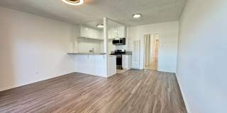 15925 Victory Blvd. Gallery 5