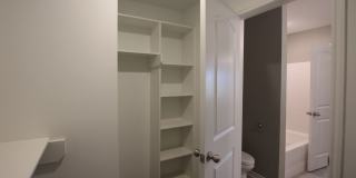 2 Bedroom 2 Bath Townhome! Whitehouse ISD! Now offering 1/2 OFF FIRST FULL MONTHS RENT! Gallery 18