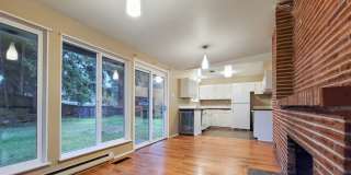 Cozy rambler with large outdoor space!!! Gallery 11