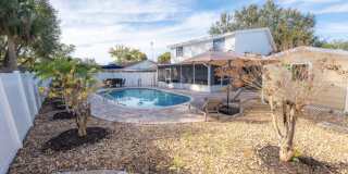 6820 Fountain Avenue Gallery 24