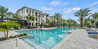 Edera Palm Springs Gallery 22