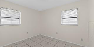 Charming 3BR House in Osprey Gallery 13