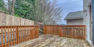 Spacious 4 Bedroom/2.5 Bath Hazell Dell Home! Gallery 38