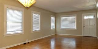 3620 E 6th Street Gallery 14