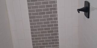 585 Kelton Ave Gallery 2