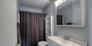 Peaceful cul‑de‑sac living! Beautiful 4 bedroom-2 bathroom home for rent! Gallery 11