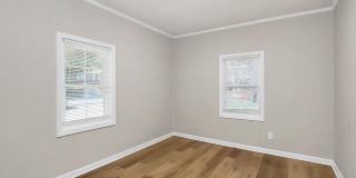 Welcome to your charming new home in the heart of Charlotte! Gallery 18