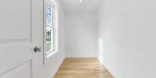 62 W Milton St Gallery 26
