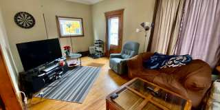 SPACIOUS 4BD House near U of M  Dinky Town! Avail. 9/1/26! Gallery 1