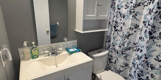 17 The Knolls Gallery 26