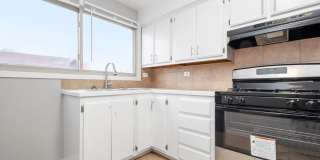 3737-3739 W 63rd (West Lawn) Gallery 10