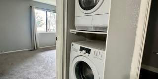 Charming 2 Bed 1.5 Bath Condo in Newark! Available August 1st! Gallery 9