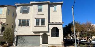 3 STORY, 2 PRIMARY BEDROOMS, LOCATED IN NORTHWEST Gallery 1