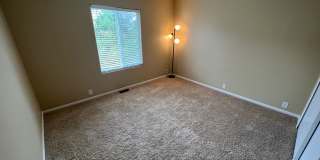 Beautiful Ridgeview at Stetson Hills Townhome Near Powers Corridor Amenities with a 2 Car Garage! Gallery 9