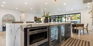 3827 E HAZELWOOD Street Gallery 11