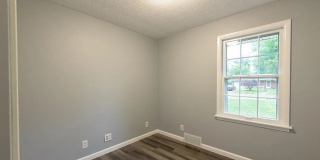 Fully Remodeled 3 Bedroom, 3 Bath Close To Purdue! Gallery 14
