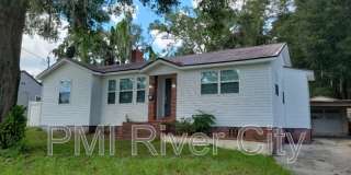 1356 River Hills Circle East Gallery 1