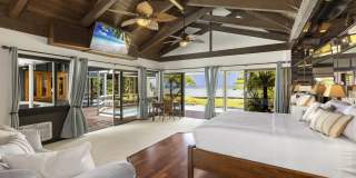 Lavish Oceanfront Estate w/Pool, Spa & AC - Close to Beaches: Maunalua Sunset Gallery 18