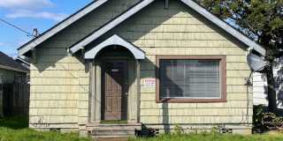 1906 Bay Gallery 1
