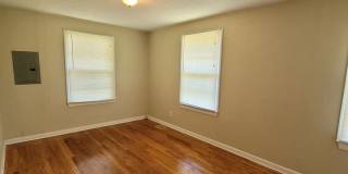 205 Henry Street Pensacola, FL 32507 MOVE IN SPECIAL: HALF OFF first full month of rent!!! Gallery 18