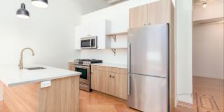 20 E Adams St Gallery 1