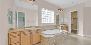 2184 Pont National Drive Gallery 17