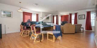 Charming 3 Bedroom-NO Broker Fee Charming 3 Bedroom-NO Broker Fee Gallery 1