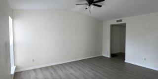 899 Riverside Drive Gallery 31