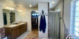 Amazing Views!  6+ Month lease options! Gallery 17