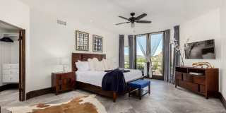 Stunning 7BR House in Camelback Canyon Gallery 41