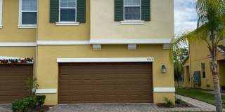 3BD/2.5BA Townhome in Econ Trails Near Valencia East! Gallery 1