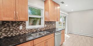 4522 GLENDALE Road Gallery 8