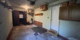 Four Bedroom Two Bath House - Great Location! Gallery 28