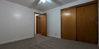 Open Concept 2-Bedroom, 1-Bath Apartment In Convienient Downtown Location! Gallery 12