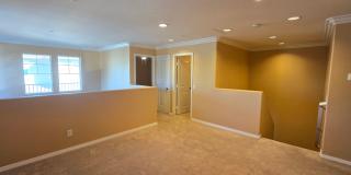 Beautifully maintained 2-bedroom, 2.5-bath with Loft • 1,504 sqft & 2-car garage. Gallery 32