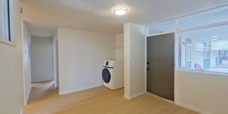 University Manor - Newly Renovated Units just a short walk from Campus! Gallery 36