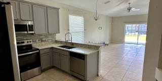 4/2 in Wyndham Lakes! Available NOW! Gallery 8