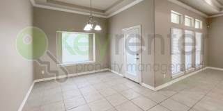 Beautiful McAllen Corner Lot Home--3 Bedroom, 2 Bath + Home Office Gallery 21