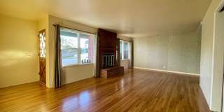 Classic San Luis 3 Bedroom 2 Bath House in Ferrini Heights Gallery 4