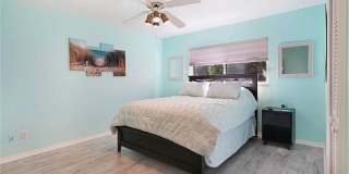 105 SW 39th Place Gallery 13