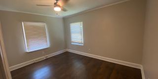 8 Lester Avenue Gallery 12