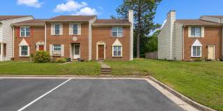 Greenbrier Living Near Shopping, Dining & Major Chesapeake Conveniences at this 2BR, 1BA Townhouse! Gallery 1