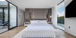 1045 W 47th Ct Gallery 18