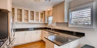 Charming 2 BR / 1 Bath in highly desirable Terrell Heights of San Antonio! Gallery 13