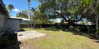 1325 Northwest 11th Court Gallery 23