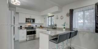 1700 Southwest 20th Street Gallery 22