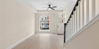 2416 E HOFFMAN Street Gallery 3