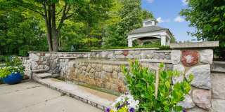 The Graham Gallery 49