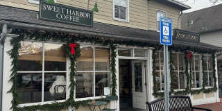 1353 Old Northern Boulevard Gallery 1