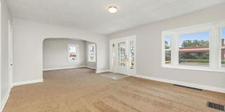 2011 S Limestone St Gallery 10